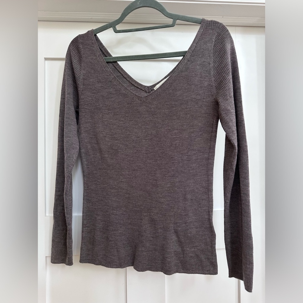 Everlane Ribbed V-neck.